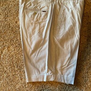Chaps Men's Light Tan Flat Front Shorts